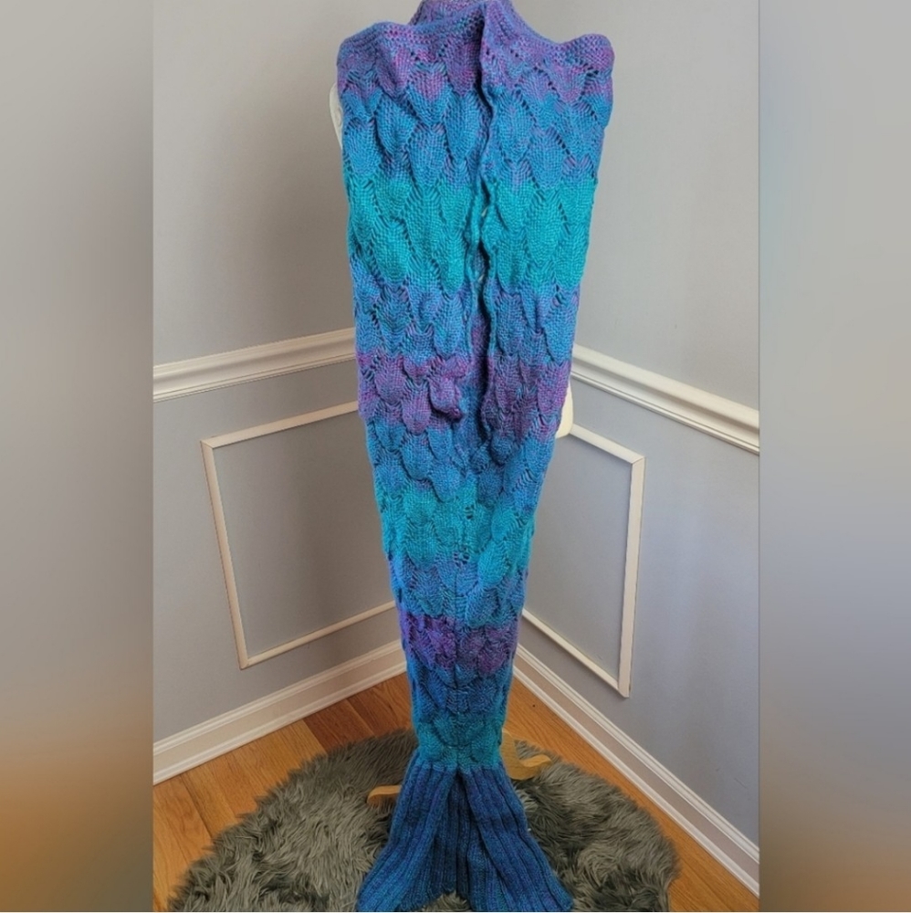 OMBRE Teal Purple Crochet Knit Mystical Fairy Mermaid Tail Cocoon Throw Blanket - Picture 3 of 8
